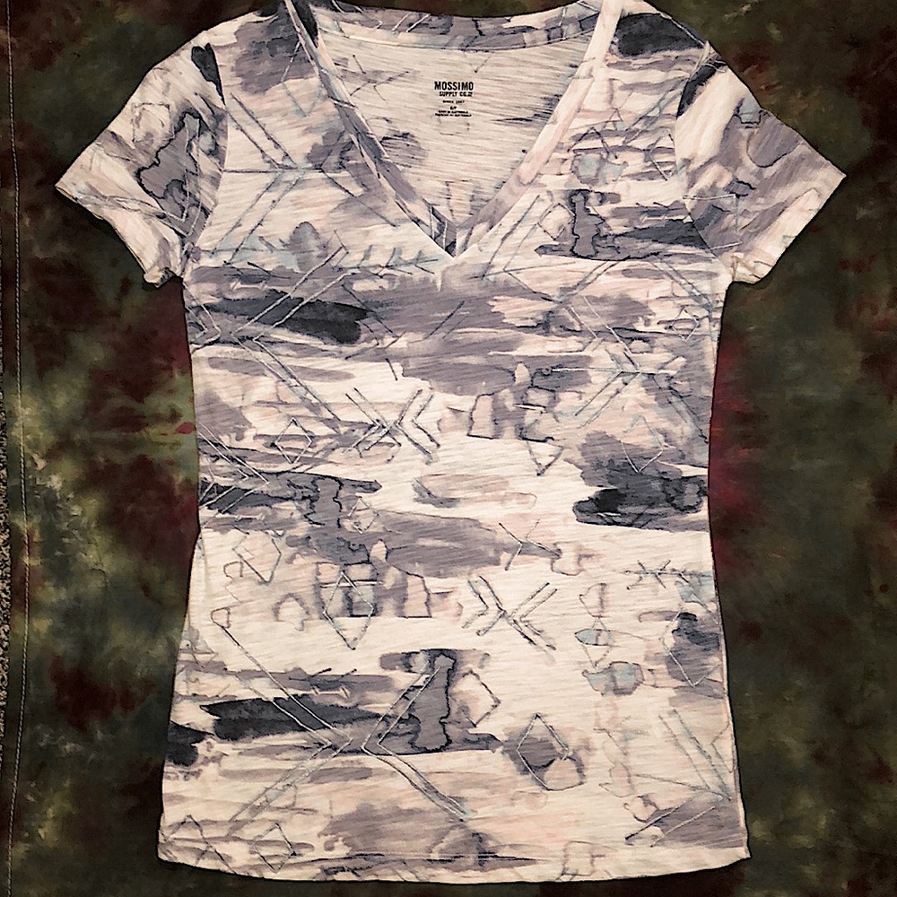 NWOT Mossimo Short Sleeve Tee